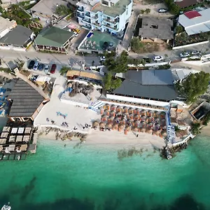 Hotell Esmerald, Ksamil